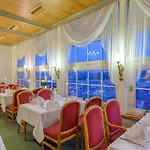 Romantik Burgkeller Residenz Kerstinghaus 4*