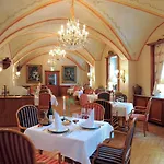 Romantik Burgkeller Residenz Kerstinghaus 4*