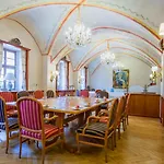 Hotel Romantik Burgkeller Residenz Kerstinghaus