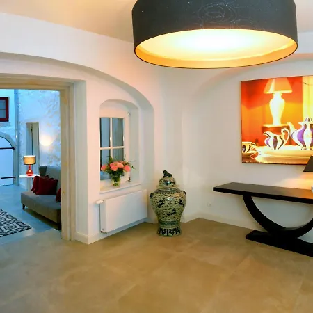 Romantik Burgkeller Residenz Kerstinghaus Otel