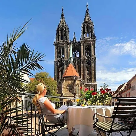 Romantik Burgkeller Residenz Kerstinghaus מלון