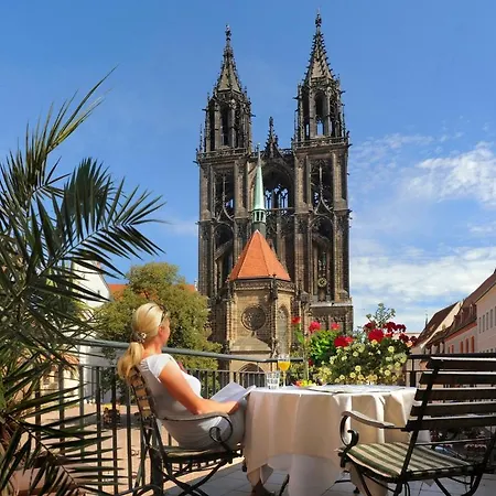 Romantik Burgkeller Residenz Kerstinghaus מלון