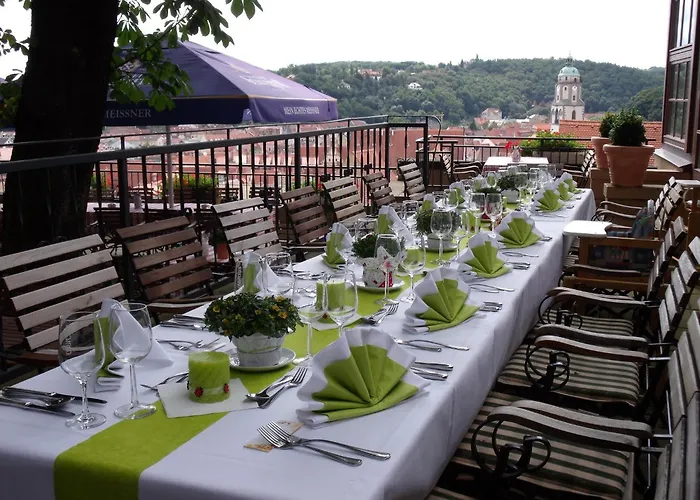 فندق Romantik Burgkeller Residenz Kerstinghaus