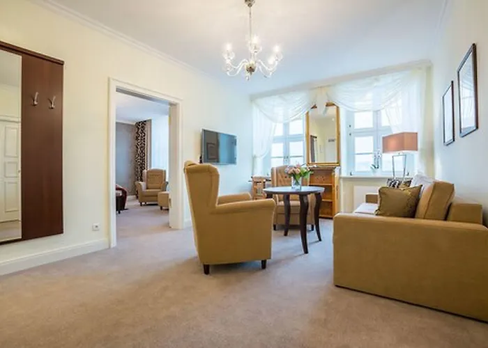 Romantik Burgkeller Residenz Kerstinghaus فندق 4*